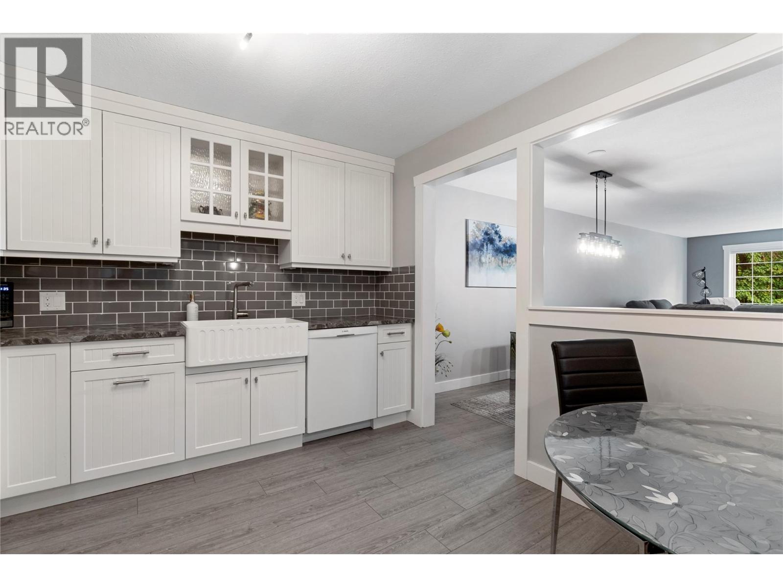 251 6 Street Se Unit# 303, Salmon Arm, British Columbia V1E 1J9 - Photo 6 - 10396983