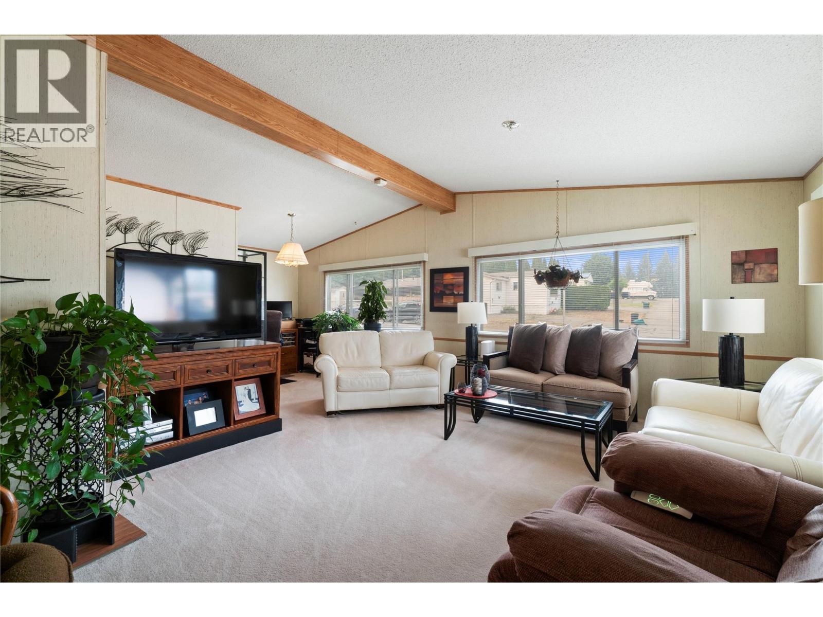 1361 30 Street Se Unit# 26, Salmon Arm, British Columbia V1E 2N4 - Photo 3 - 10396911