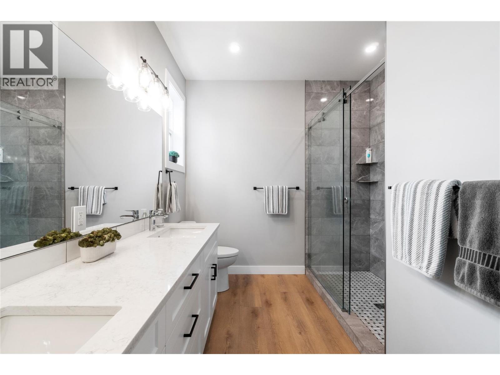 1330 10 Street Sw Unit# 16, Salmon Arm, British Columbia V1E 0E4 - Photo 17 - 10397878