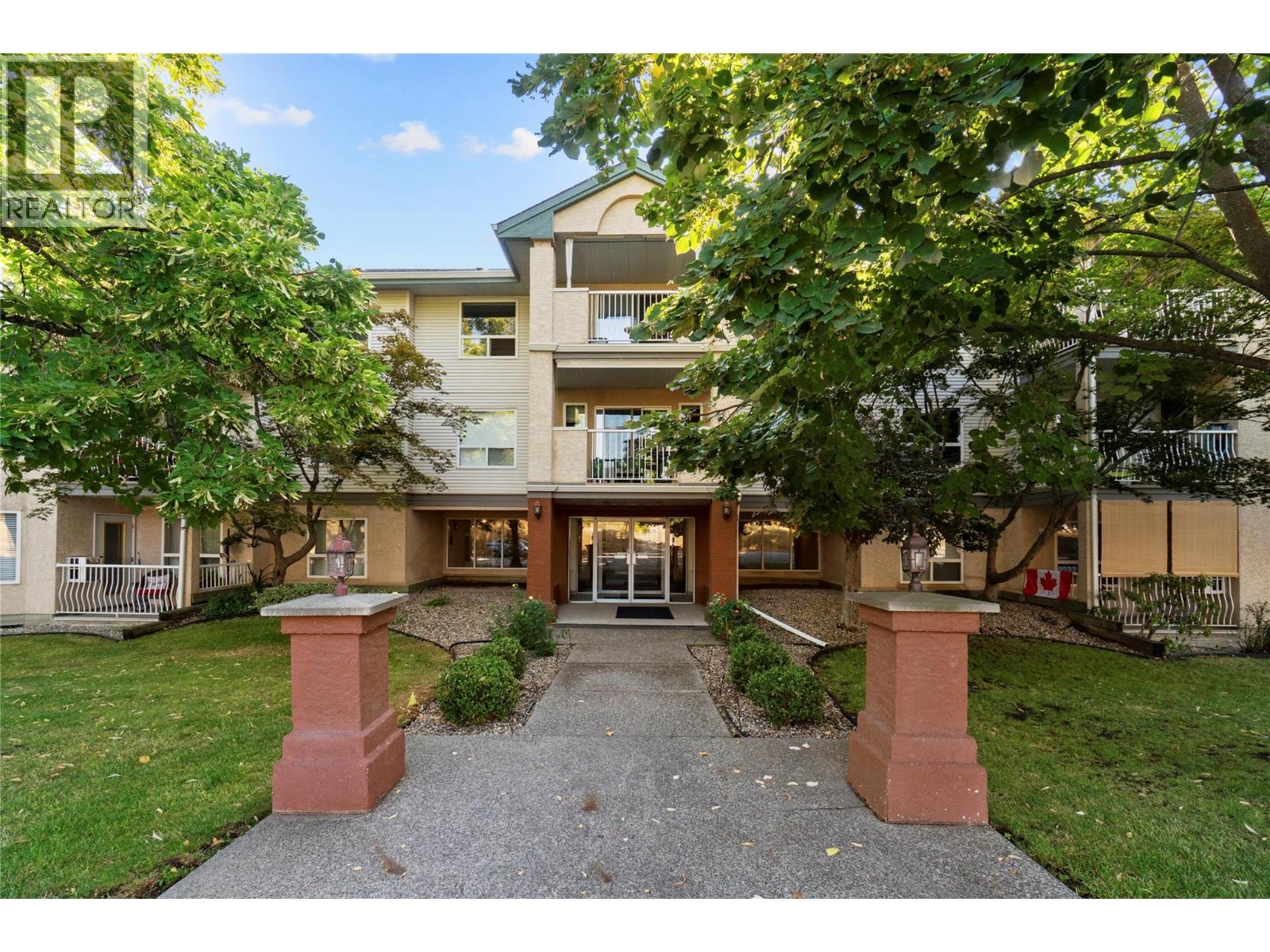 250 5 Street Se Unit# 107, Salmon Arm, British Columbia V1E 1J8 - Photo 1 - 10398899