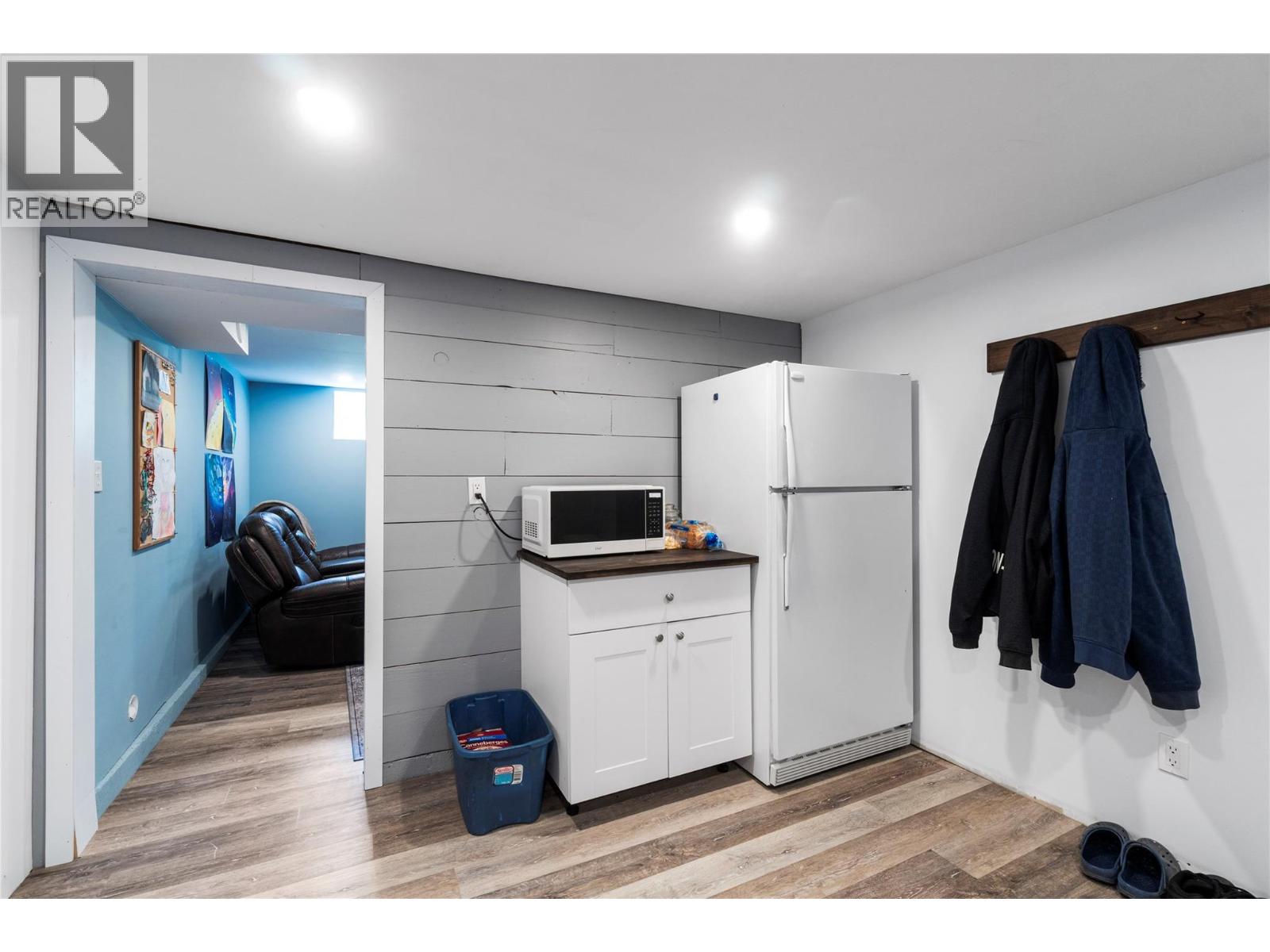 410 Foothill Road Sw, Salmon Arm, British Columbia V1E 1T6 - Photo 36 - 10399078