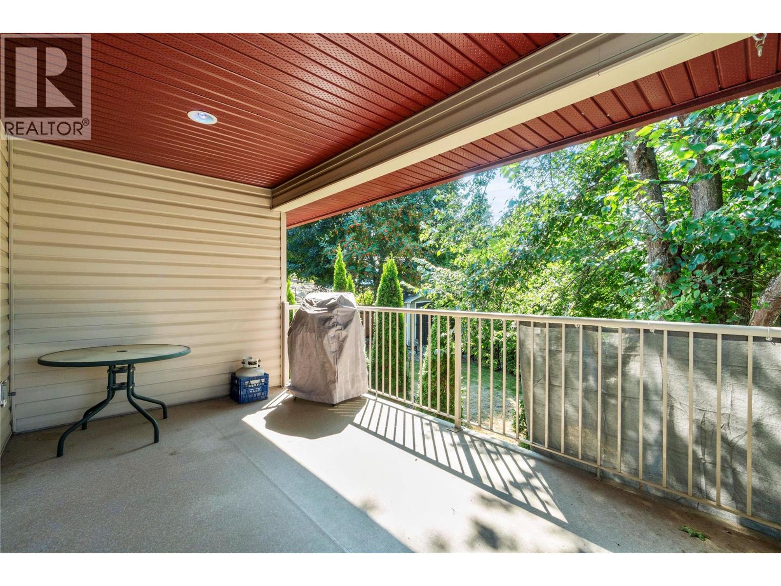 831 37 Street Se, Salmon Arm, British Columbia V1E 3M2 - Photo 14 - 10399399