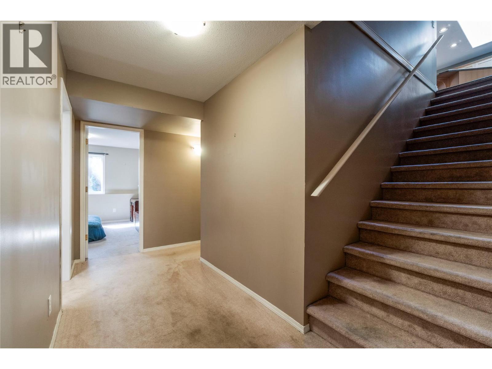 831 37 Street Se, Salmon Arm, British Columbia V1E 3M2 - Photo 37 - 10399399