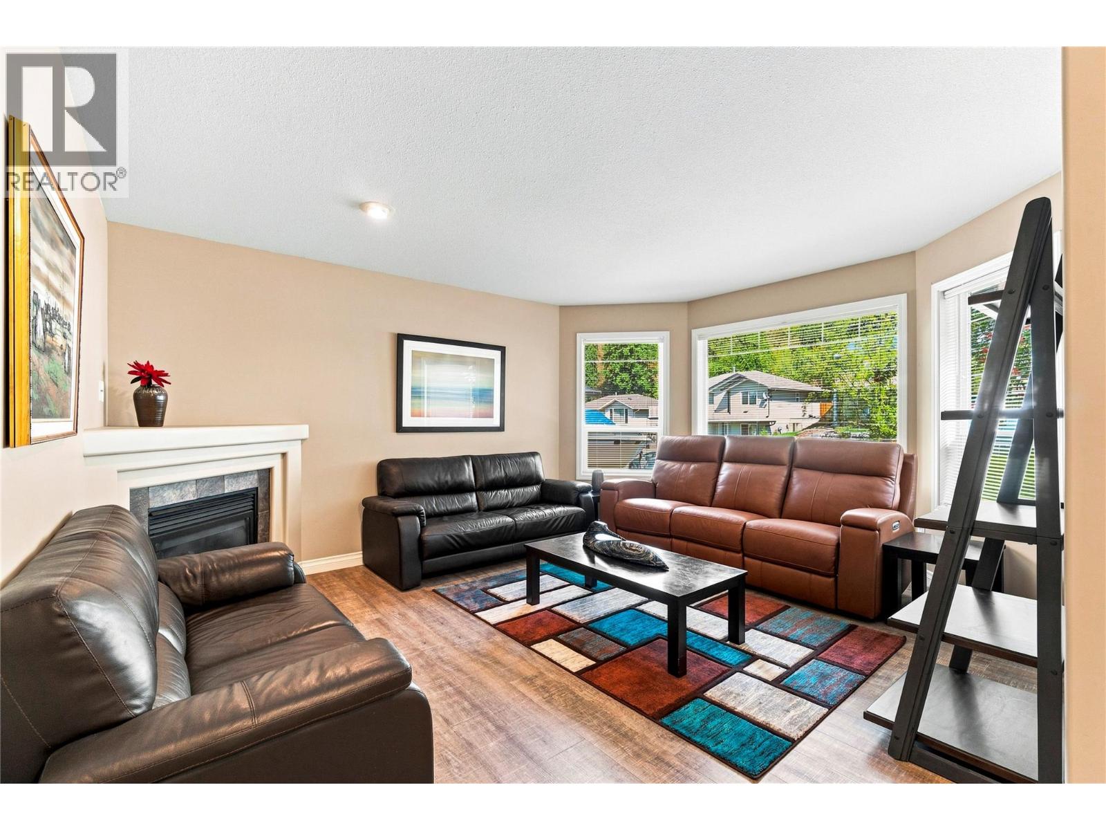 831 37 Street Se, Salmon Arm, British Columbia V1E 3M2 - Photo 4 - 10399399