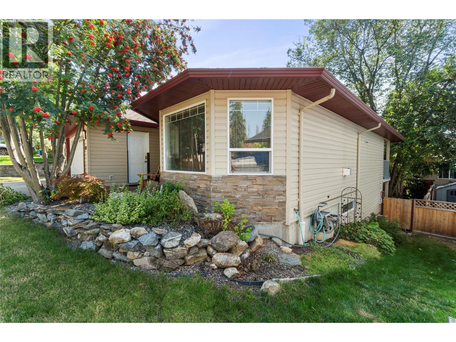831 37 Street Se, Salmon Arm, British Columbia V1E 3M2 - Photo 42 - 10399399