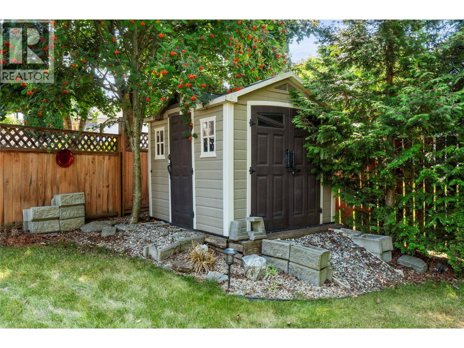 831 37 Street Se, Salmon Arm, British Columbia V1E 3M2 - Photo 46 - 10399399