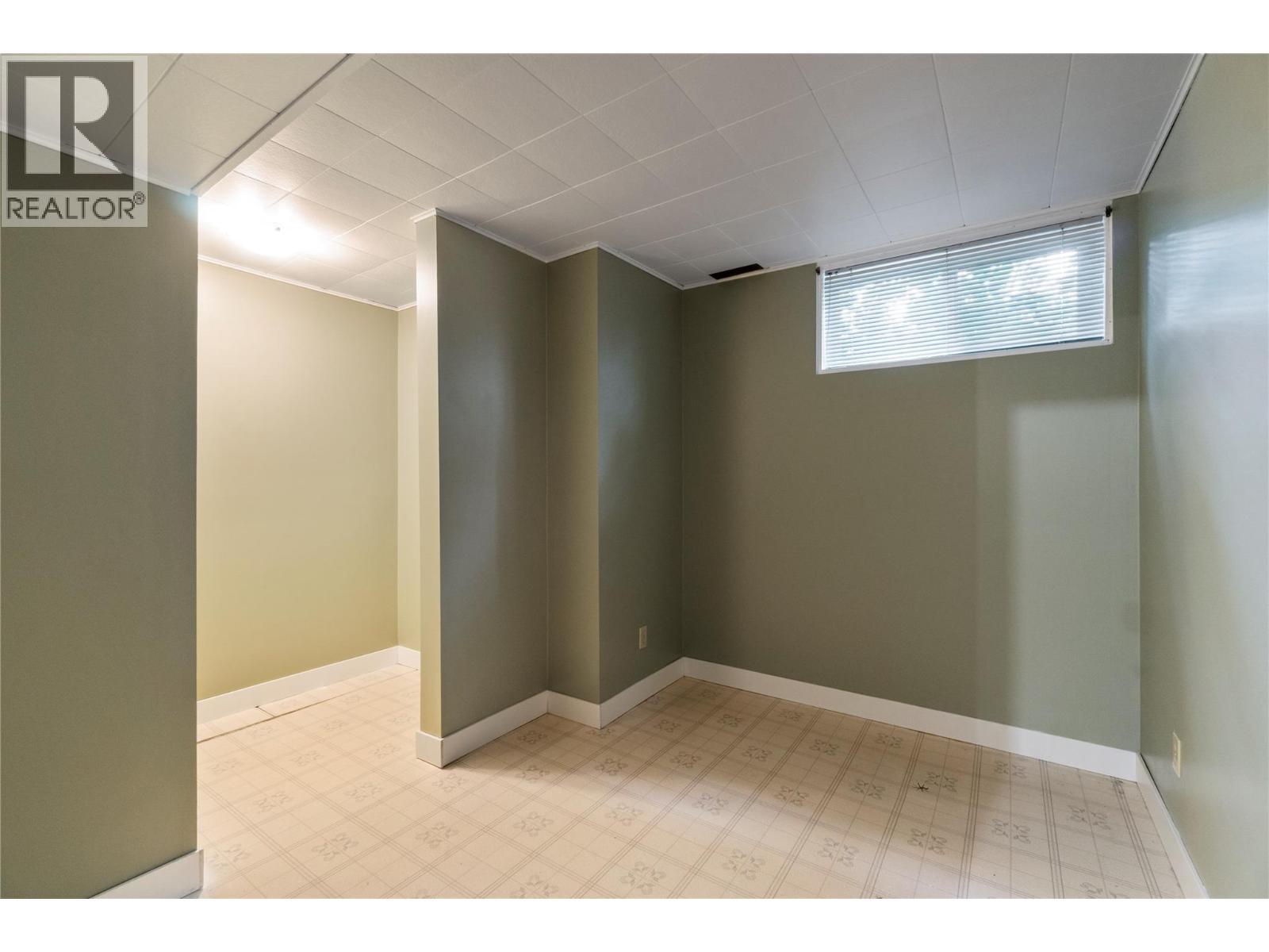 2970 30 Street Ne, Salmon Arm, British Columbia  V1E 3G7 - Photo 20 - 10399739