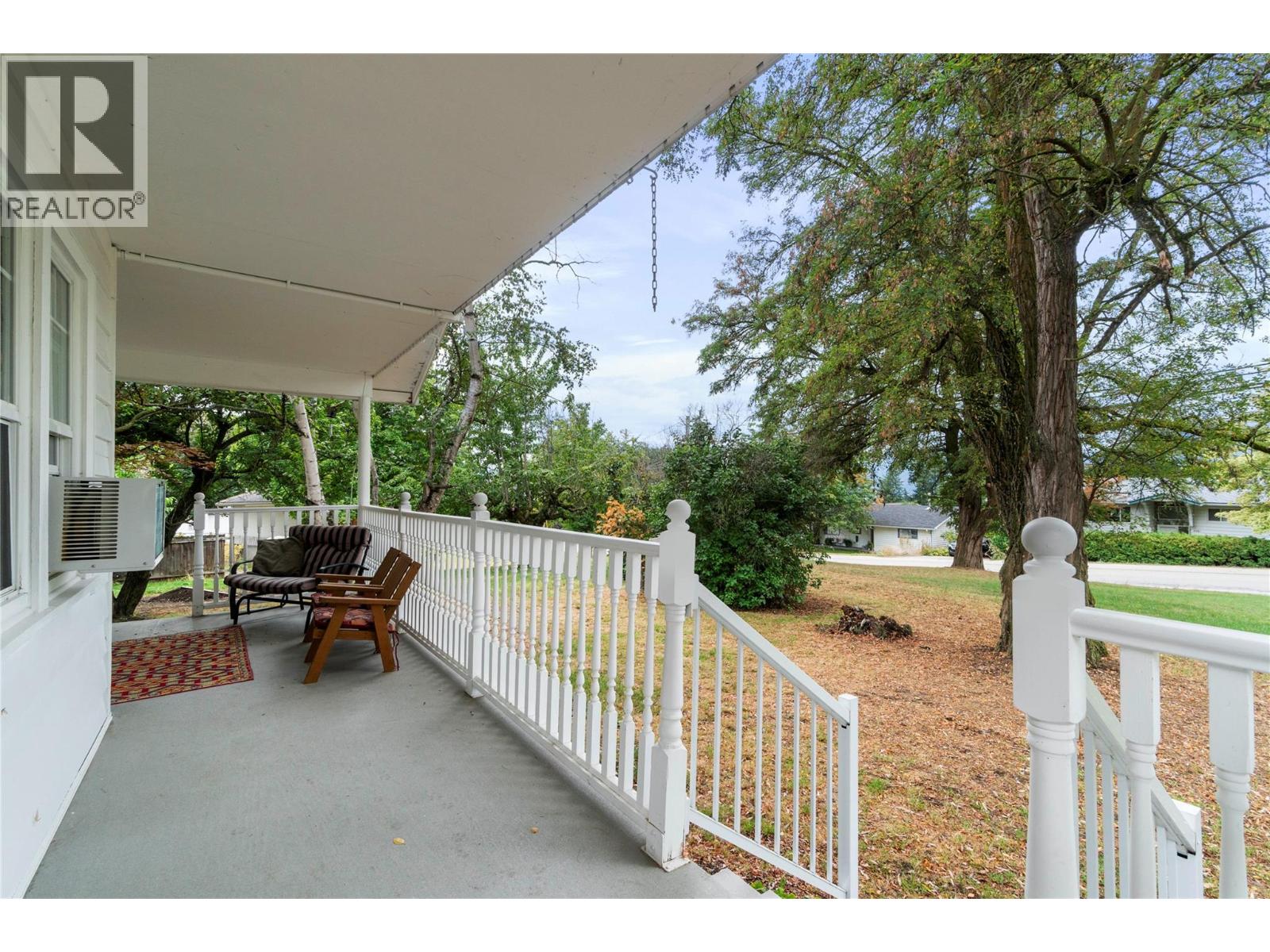 2970 30 Street Ne, Salmon Arm, British Columbia  V1E 3G7 - Photo 27 - 10399739