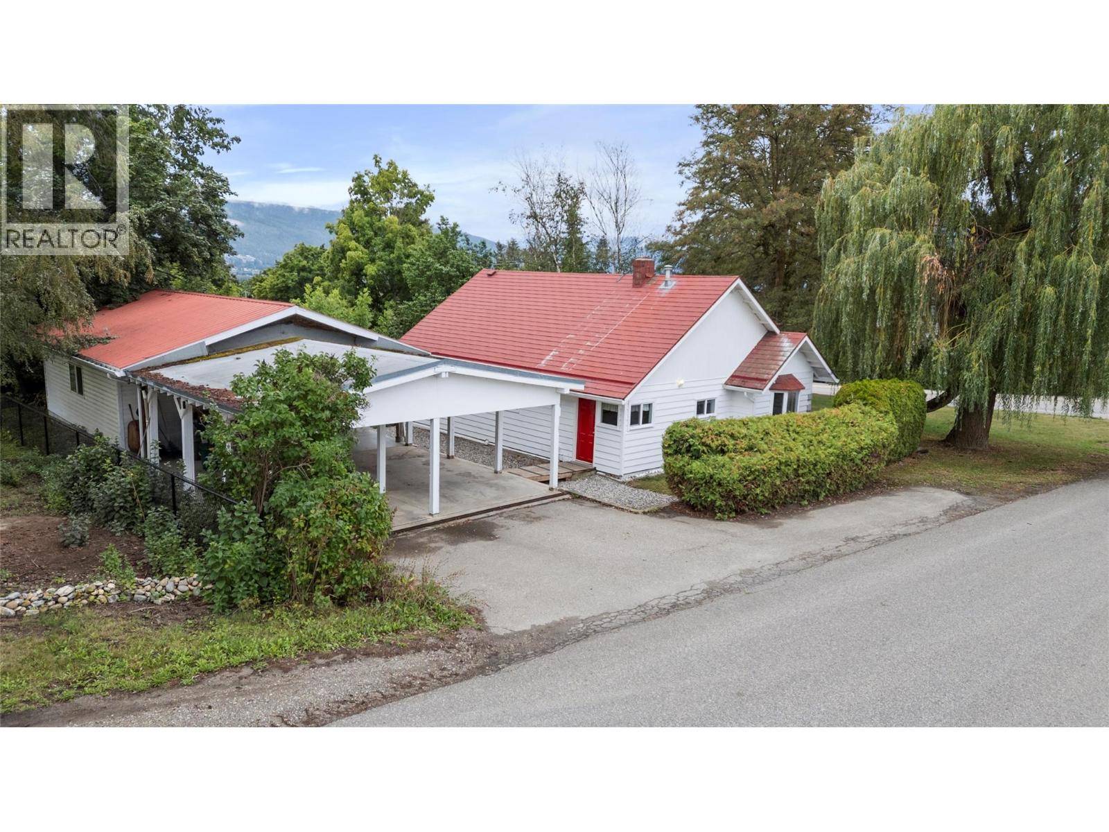 2970 30 Street Ne, Salmon Arm, British Columbia  V1E 3G7 - Photo 3 - 10399739