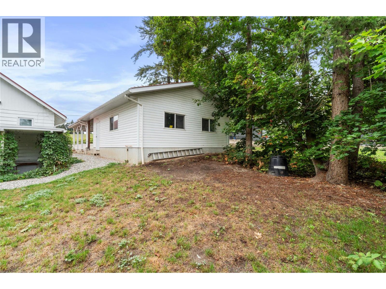 2970 30 Street Ne, Salmon Arm, British Columbia  V1E 3G7 - Photo 32 - 10399739