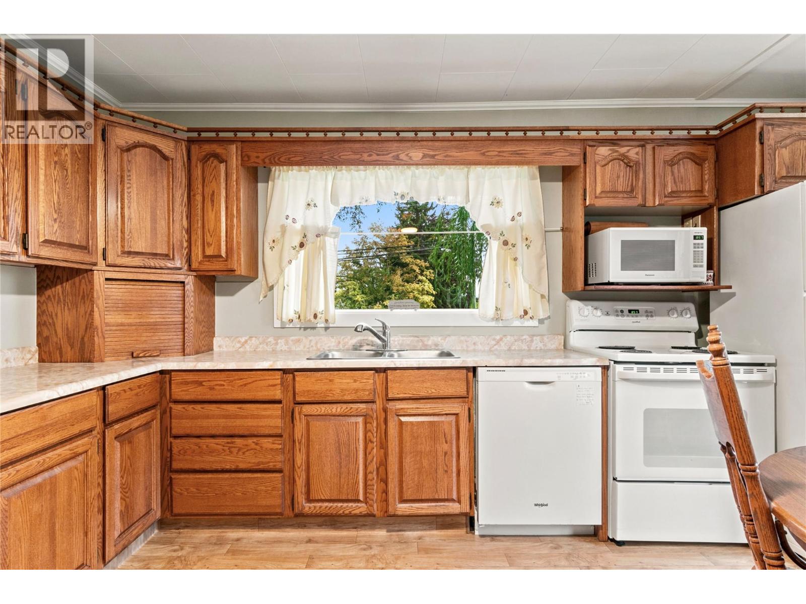 2970 30 Street Ne, Salmon Arm, British Columbia  V1E 3G7 - Photo 7 - 10399739