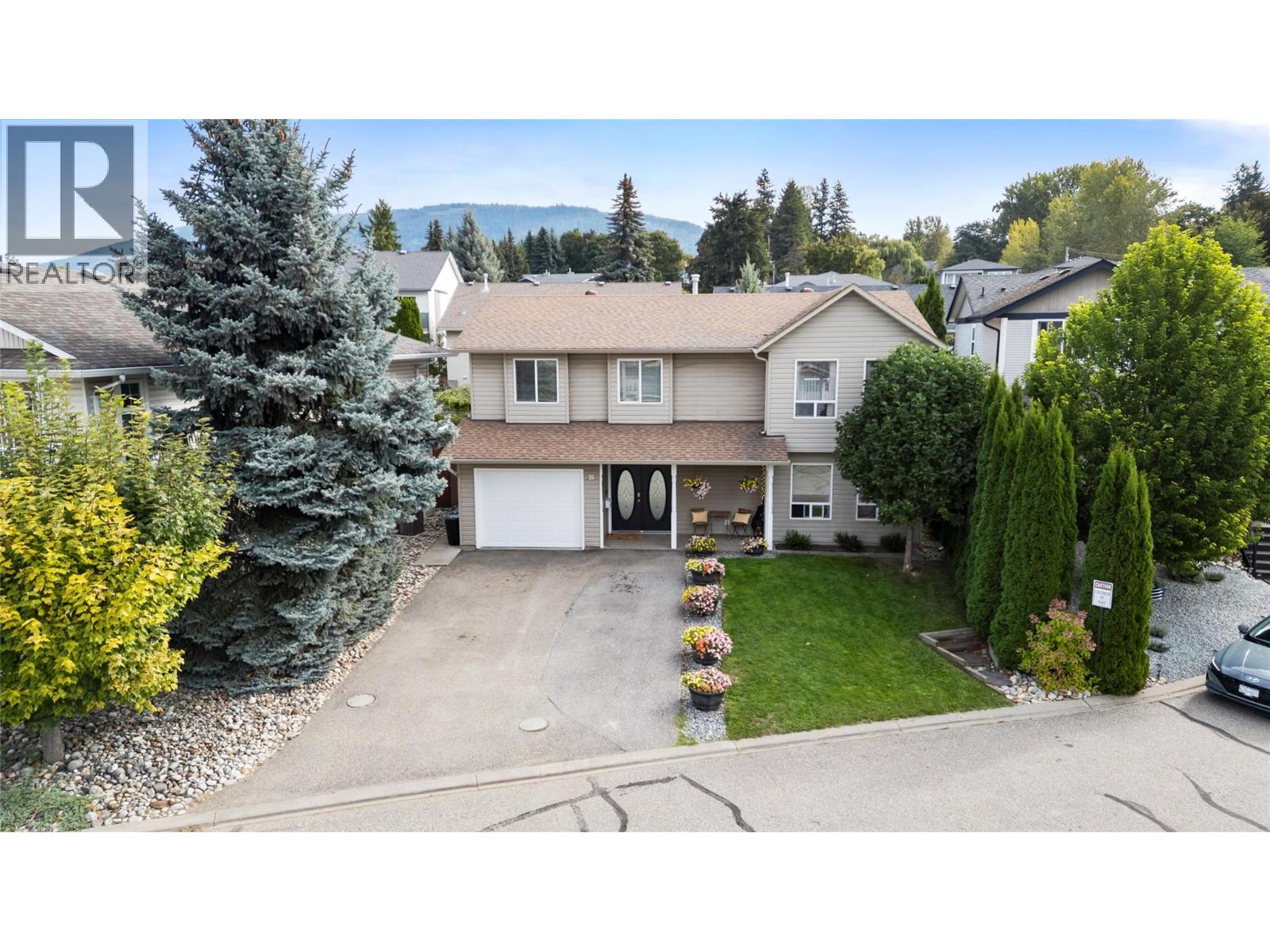 801 20 Street Ne Unit# 16, Salmon Arm, British Columbia  V1E 2R7 - Photo 1 - 10400610
