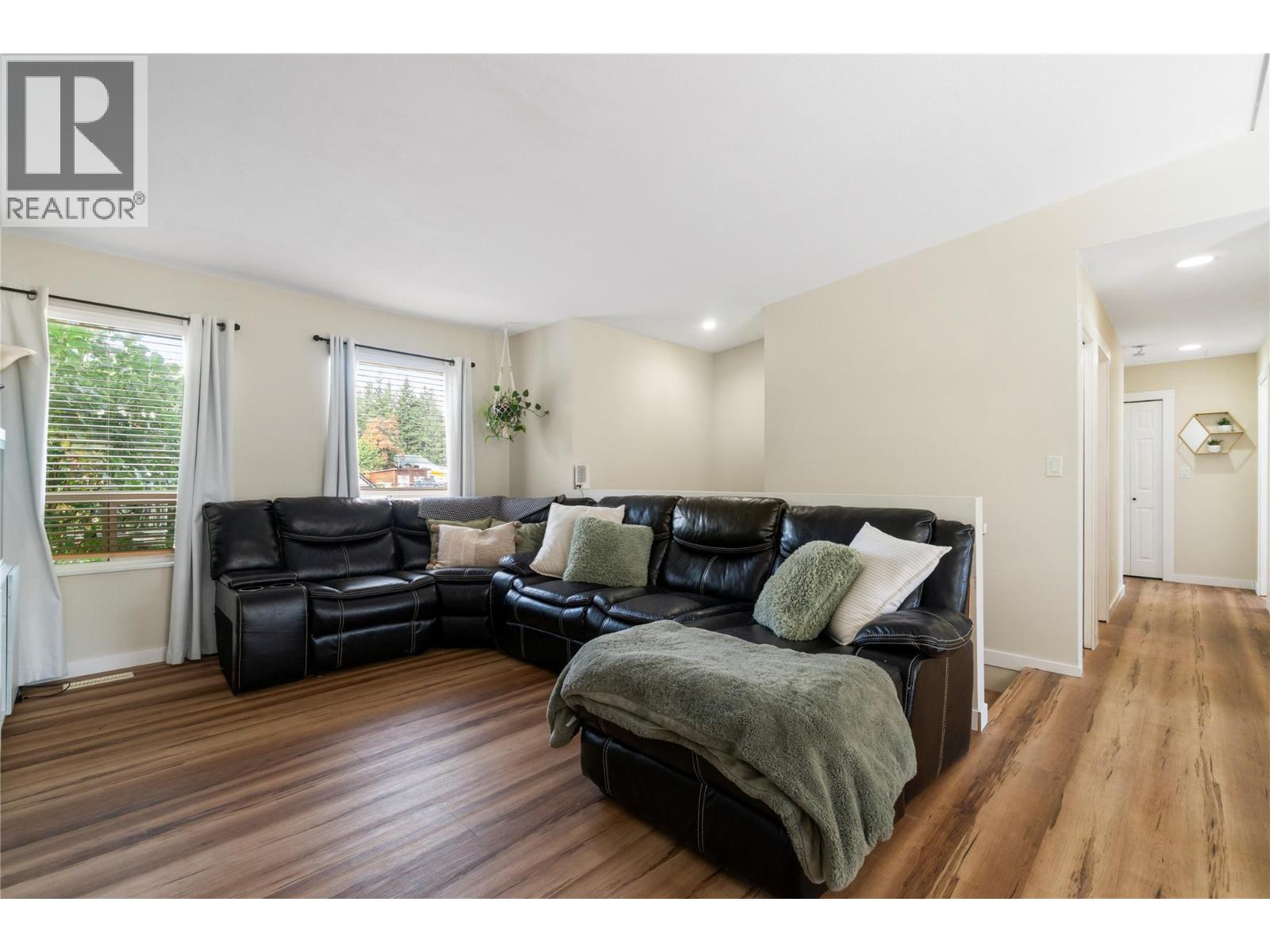 801 20 Street Ne Unit# 16, Salmon Arm, British Columbia  V1E 2R7 - Photo 16 - 10400610